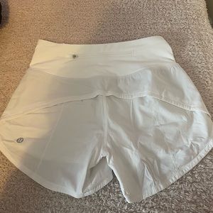 White lululemon shorts